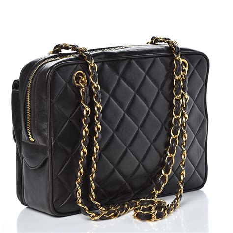 Chanel lambskin shoulder bag